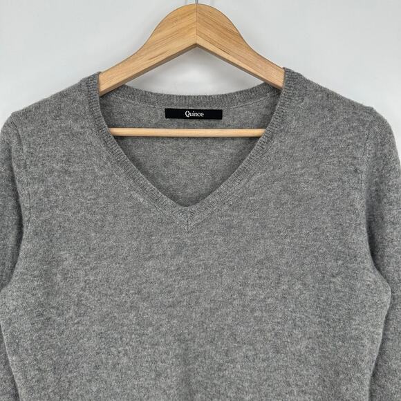 Quince Mongolian 100% Cashmere V-Neck Sweater Pullover Cozy, Heather Gray - Picture 6 of 15